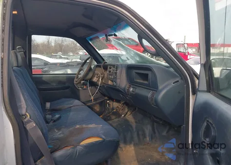 1999 Chevrolet C2500 из США, поврежденный, VIN 1GCGC24R1XR706037